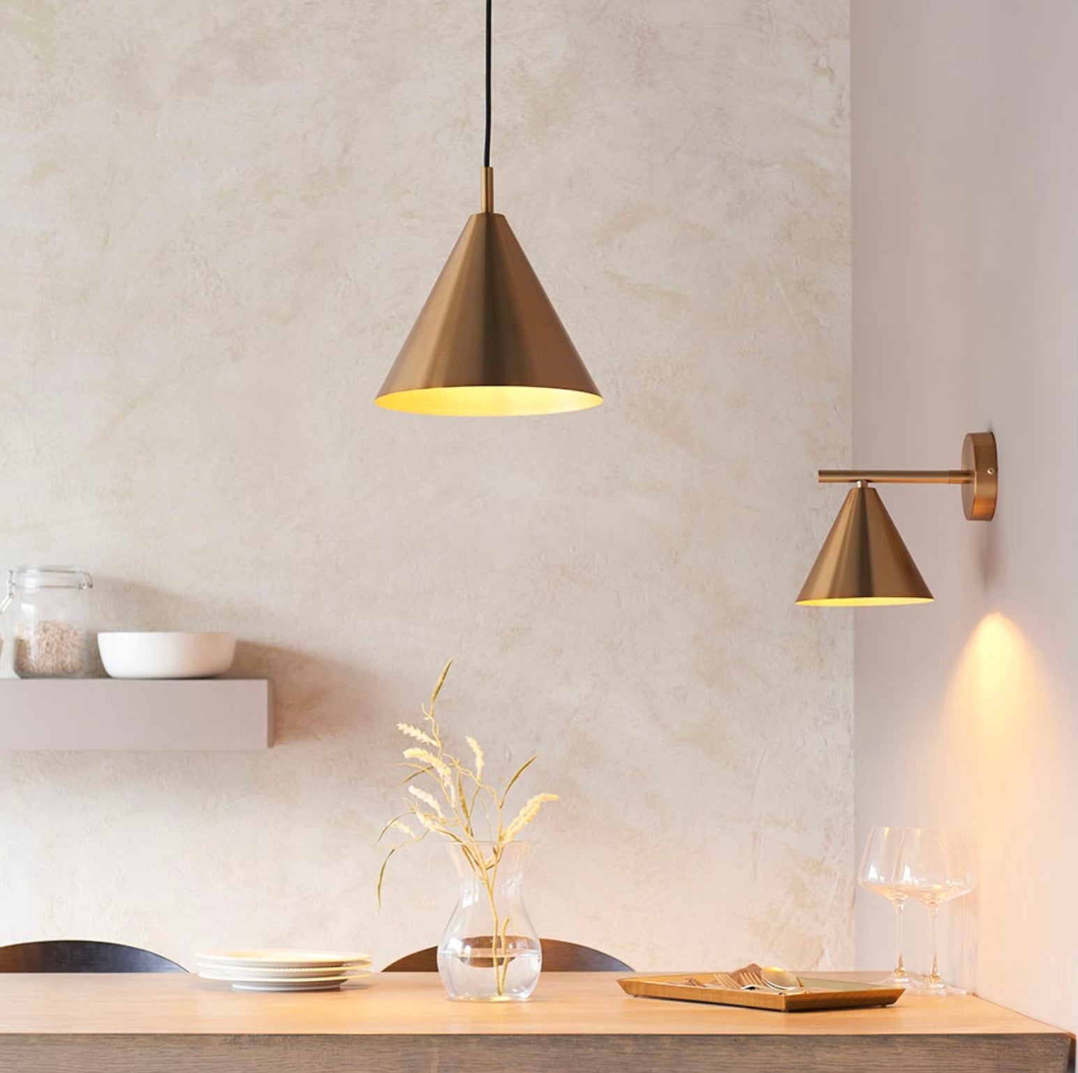 Cape Wall light antique brass