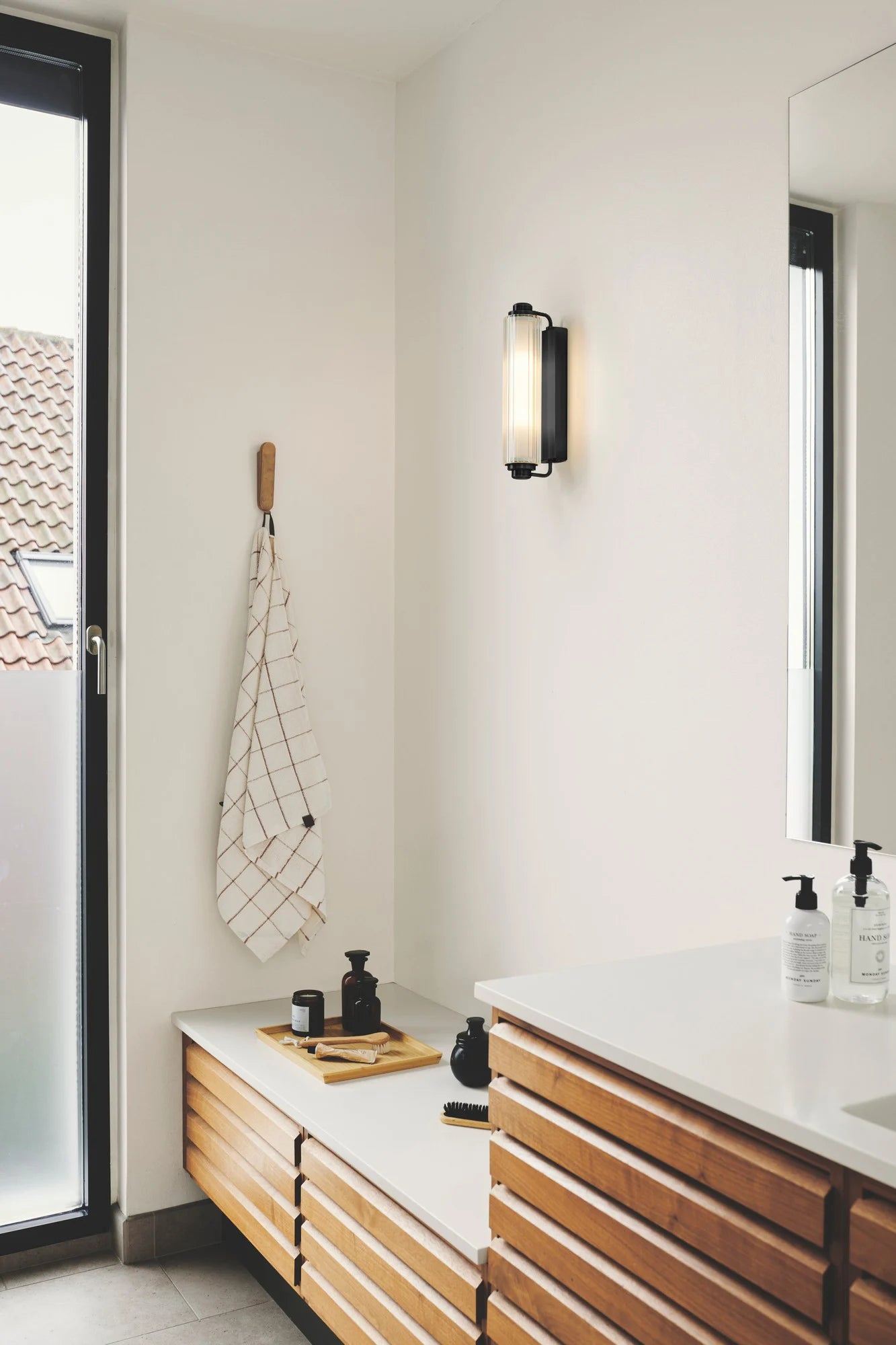 Nimal Double Wall light Black Ip44 rated