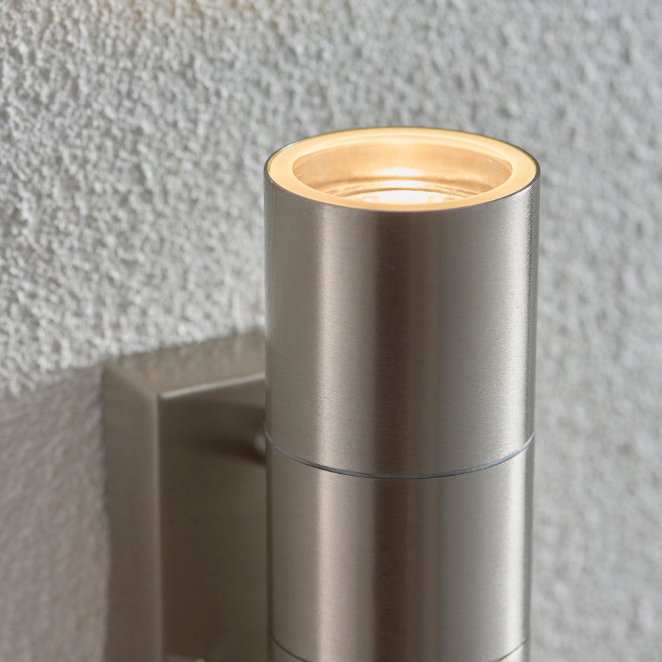 Canon 2lt Wall Polished stainless steel & clear glass