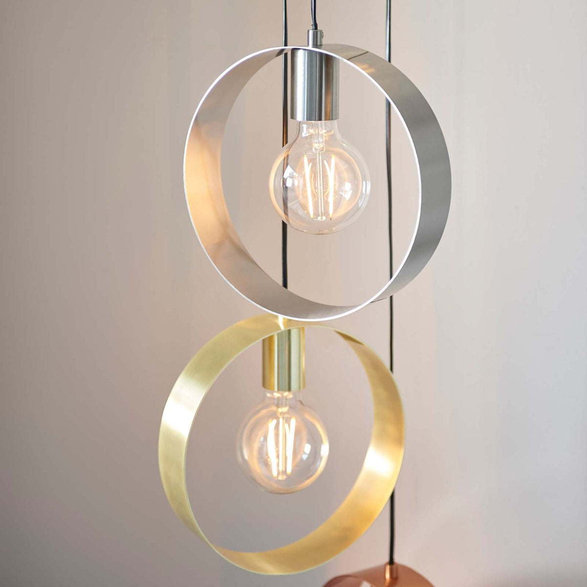 Hoop 5lt Pendant Brushed brass, nickel & copper plate