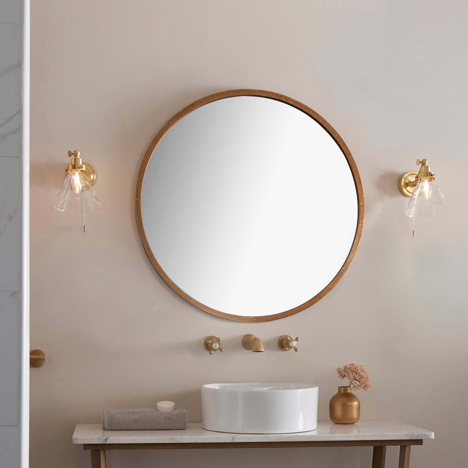 Faraday 1lt Wall Satin brass plate & clear glass